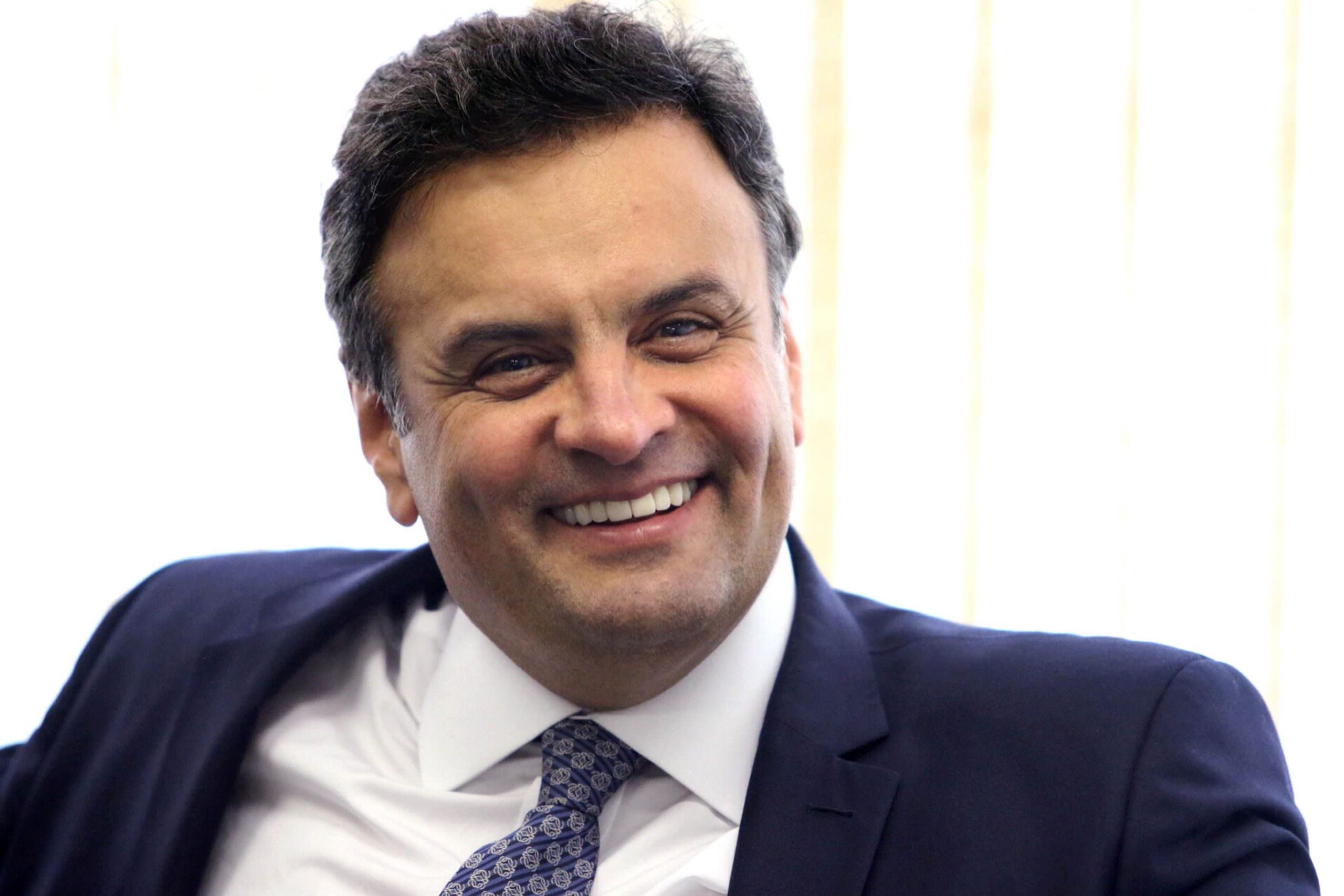 Confira o voto de cada senador na sessão que derrubou afastamento de Aécio