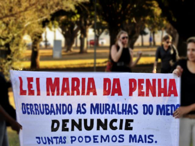 Senado muda Lei Maria da Penha e organizações reagem contra a proposta