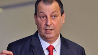 Omar Aziz dá aval para David Almeida deixar o PSD