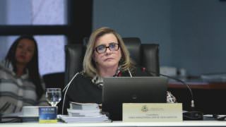 Conselheira Yara Lins é eleita a primeira mulher a presidir o TCE