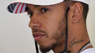 Equipe de Lewis Hamilton é assaltada quando saía de Interlagos