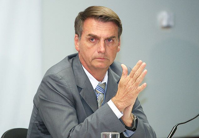 Bolsonaro é condenado a pagar R$ 150 mil a fundo de defesa LGBT