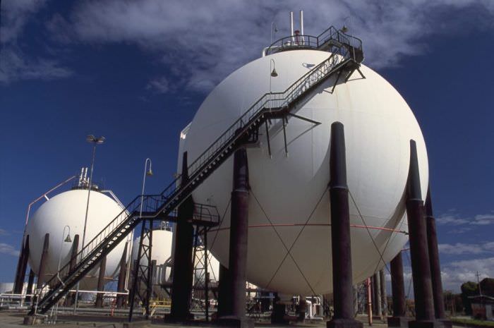 Petrobras reajusta em 6,5% preço do gás para comércio e indústria