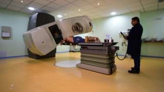 Radioterapia é considerada tão eficaz quanto a cirurgia no combate ao câncer de próstata