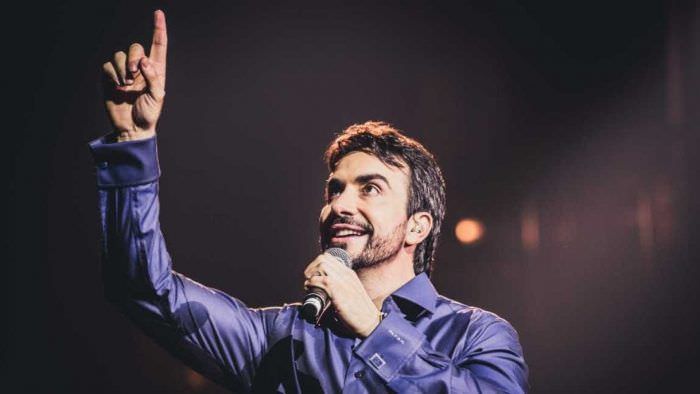 Padre Fábio de Melo retorna a Manaus com show 'Especial de Natal'