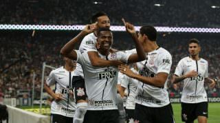 Corinthians vence Flu por 3x1 e é campeão brasileiro pela sétima vez