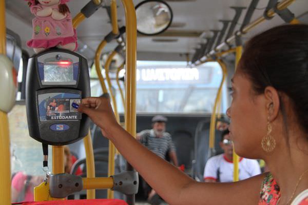 PASSAGEM DE ÔNIBUS