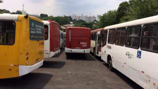 Mais de 30 ônibus do transporte público são retirados de circulação