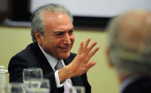 Governo tenta emplacar a Reforma da Previdência