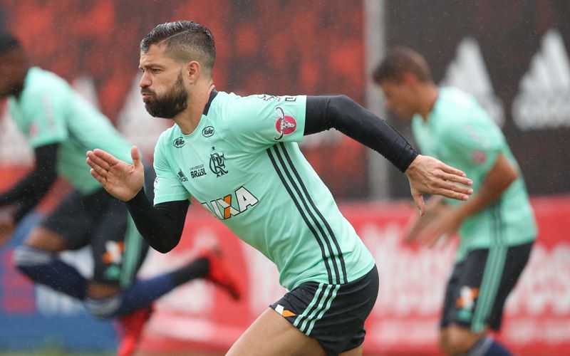 Time carioca terá que reverter vantagem argentina