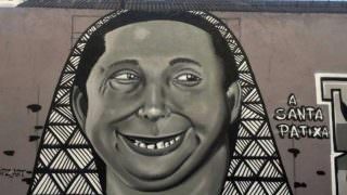 Em Manaus, grafite de Patixa como ‘santa’ viraliza na internet