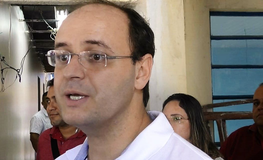 TCE manda ex-secretário da Seduc, Rossieli Soares, devolver R$ 2,2 milhões