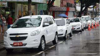 Taxistas desistem de bandeira 2 com a chegada de aplicativos