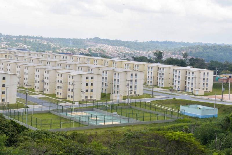 Governo do Amazonas busca recursos para habitação e saneamento básico em Brasília
