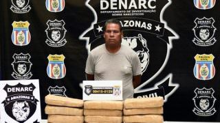 Homem é preso com 13 kg de maconha do tipo skunk no bairro Gilberto Mestrinho
