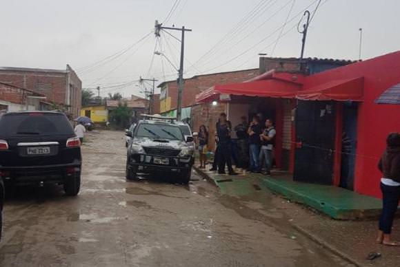 Polícia do Ceará identifica cinco suspeitos de participar de chacina que matou 14 pessoas