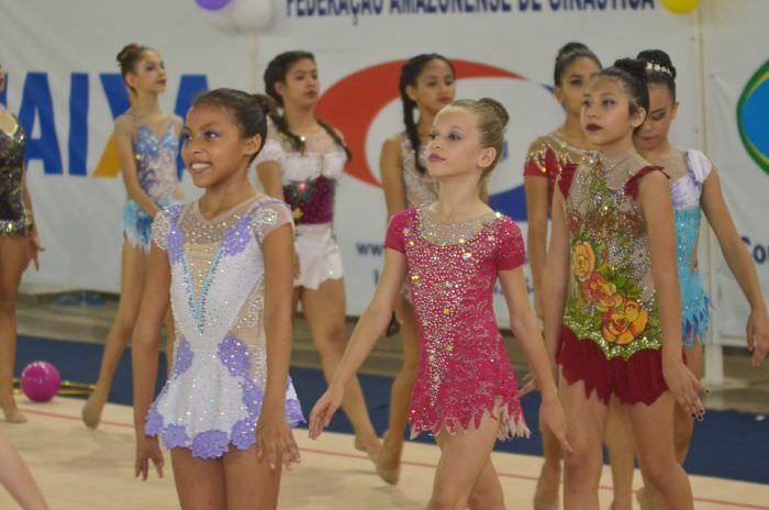 Inscrições para iniciação de ginástica rítmica e artística seguem até 01 de fevereiro
