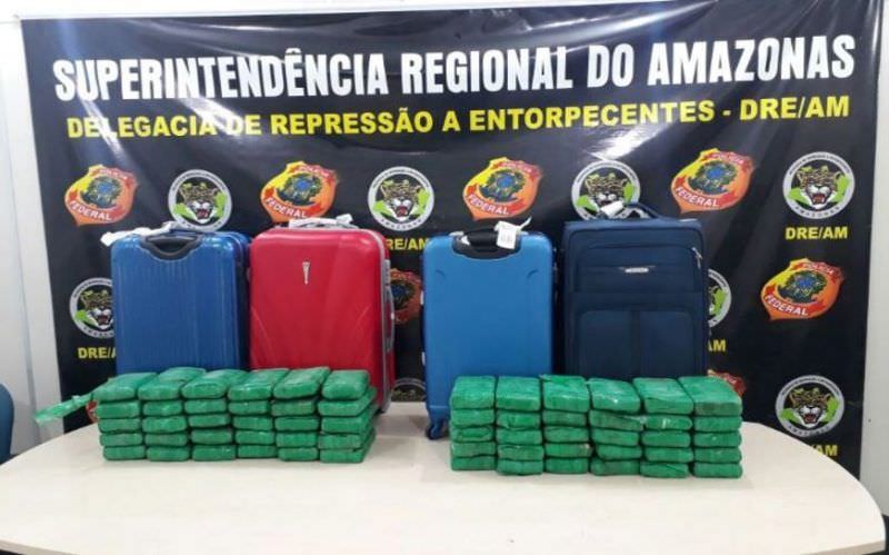 Dupla é presa com setenta quilos de cocaína no Aeroporto Eduardo Gomes