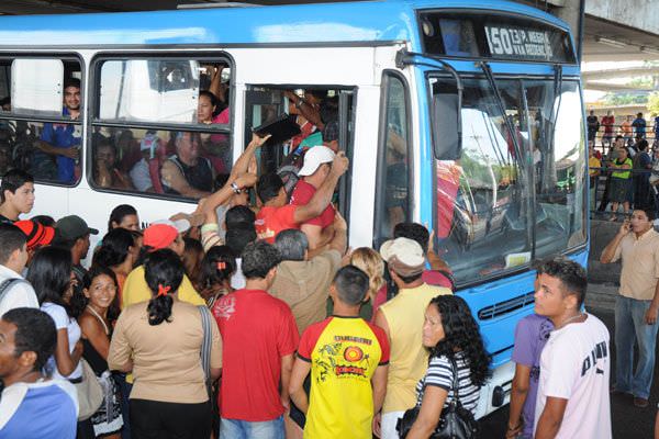 Transporte coletivo de Manaus: promessas ficaram no papel. Saiba os motivos
