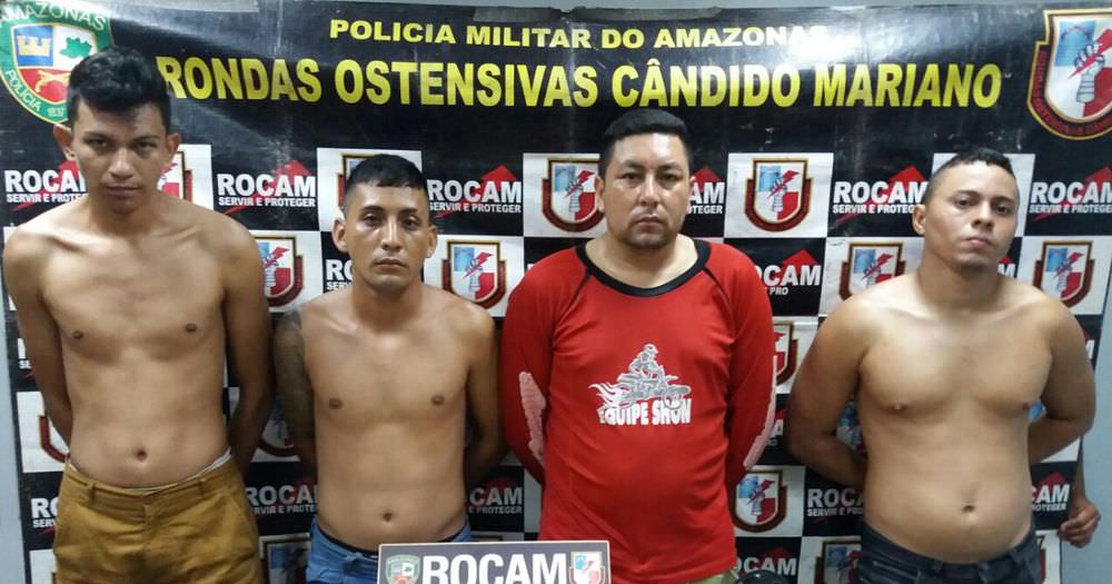 Quadrilha que roubou casa é presa com drogas, relógios e quase R$ 4 mil em espécie Quadrilha que roubou casa é presa com drogas, relógios e quase R$ 4 mil em espécie