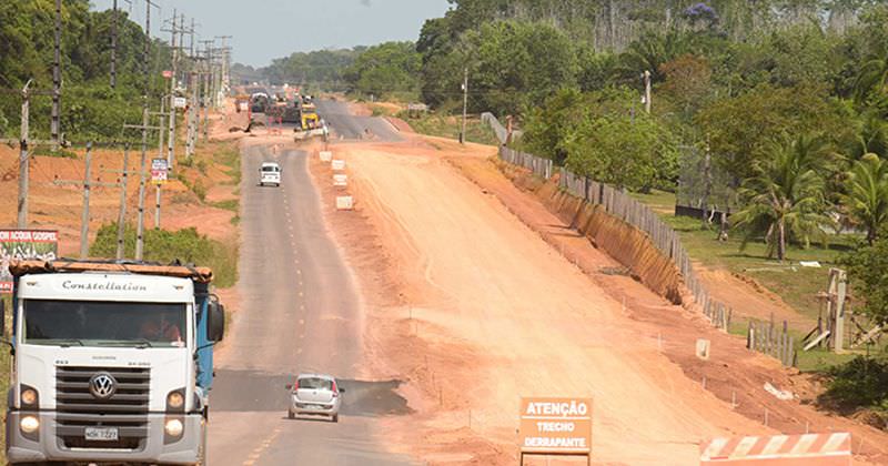 Rodovia Manoel Urbano (Foto: Valdo Leão/Secom) Gestão de Amazonino paralisa obra na estrada de Manacapuru