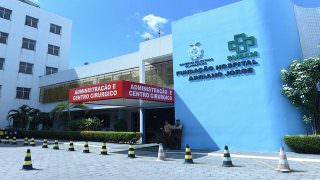 Hospital Adriano Jorge realiza cirurgia inédita de reconstrução de mandíbula