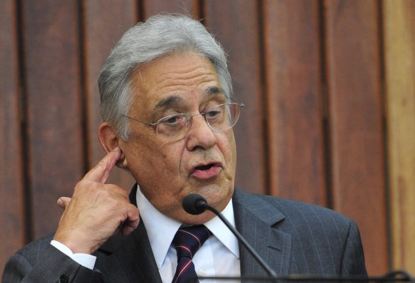 Aos 90 anos, ex-presidente FHC sofre acidente e fratura o fêmur