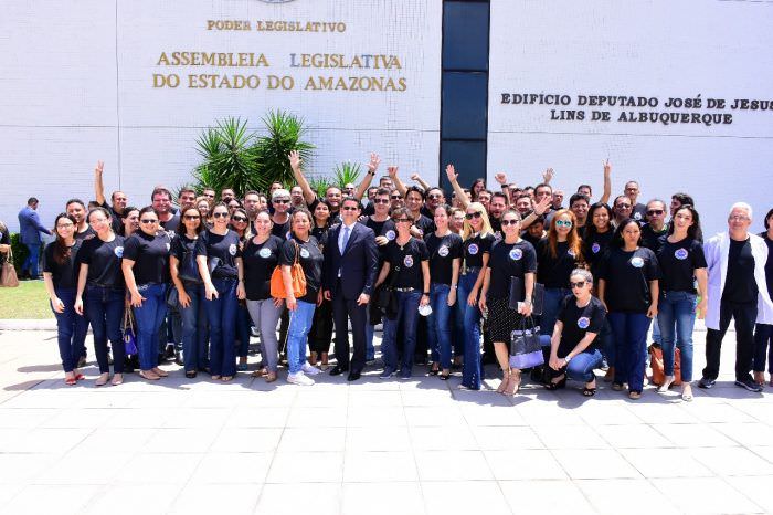 Reajuste salarial dos peritos é aprovado na Aleam após David colocar matéria em regime de urgência