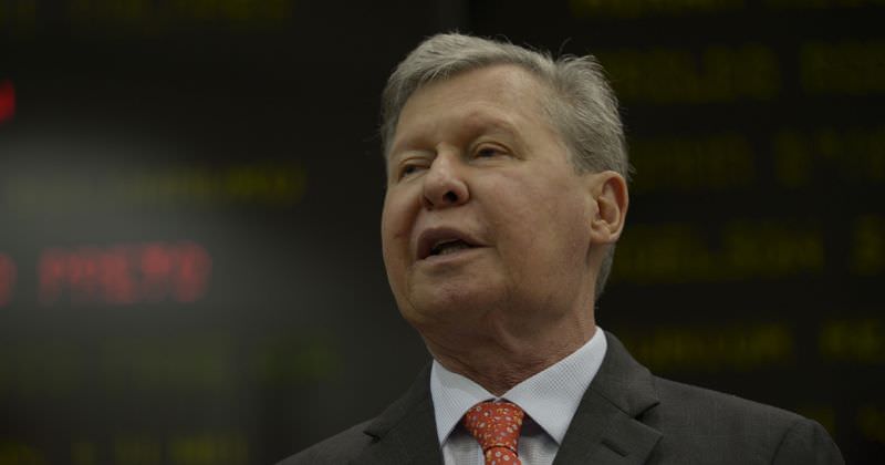 Com a imagem em baixa, Arthur diz que não será candidato a mais nada no AM