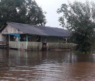 enchente no Amazonas