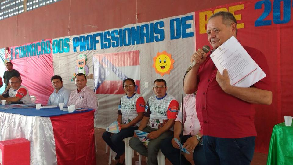 Gedeão Amorim palestra sobre Educação e Inovação em Barreirinha