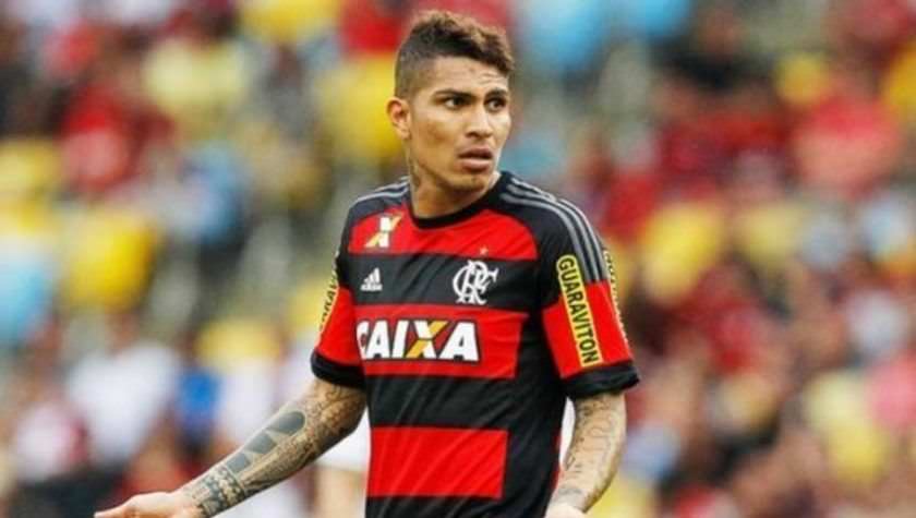 Com Guerrero, Flamengo divulga lista da Libertadores e deixa Júlio César fora