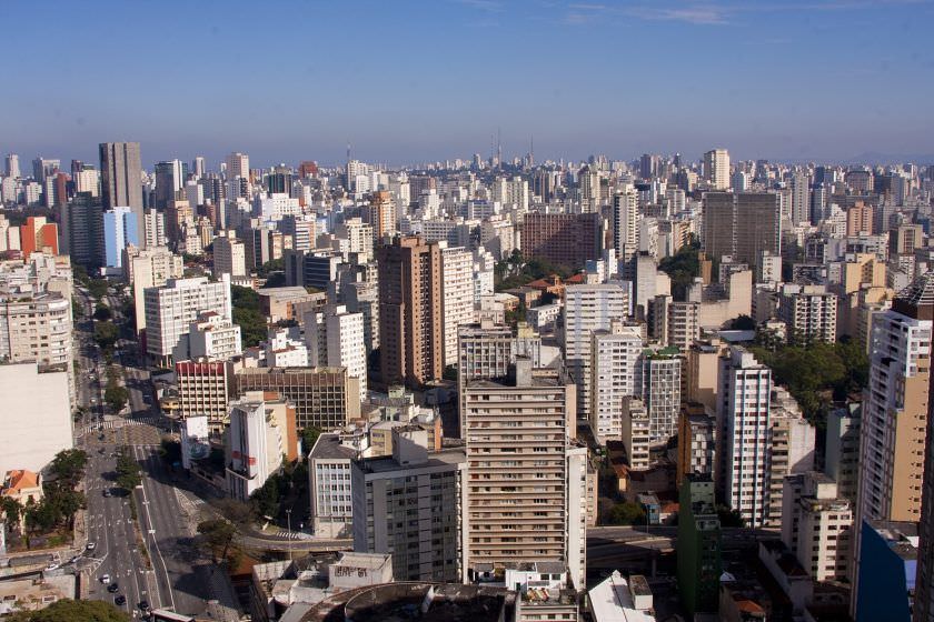Temer assinou projeto que libera R$ 2 bilhões para prefeituras, diz Eunício