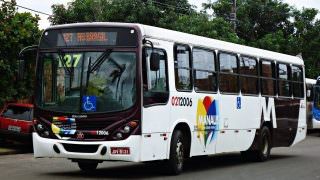 Rodoviários paralisam novamente transporte coletivo em Manaus