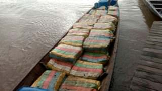 Exército apreende 1,8 tonelada de droga em canoa no interior do AM