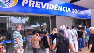 Em Manaus, trabalhadores protestam contra a Reforma da Previdência