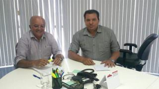 Prefeito de Envira é acusado de alugar a própria casa para ser sede da prefeitura