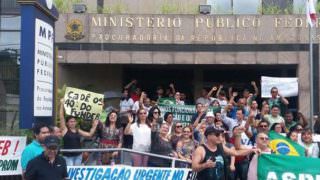 Professores cobram reajuste salarial