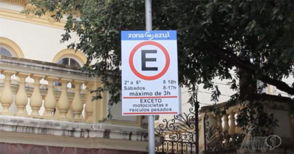 Zona Azul facilita estacionamento no Centro de Manaus