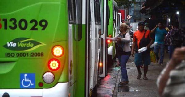 Greve pode gerar multa de R$ 30 mil ao Sindicato dos Rodoviários