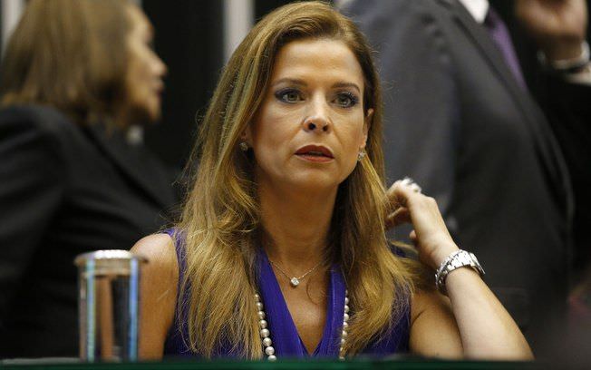 Moro absolve Cláudia Cruz por gastos no exterior com dinheiro de corrupção