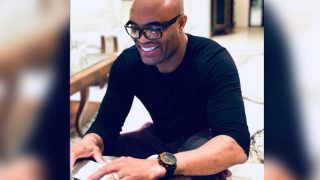Anderson Silva desembarca em Manaus nesta quinta-feira