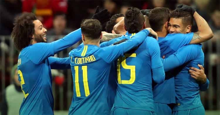 Em teste de nova formação, Brasil faz 3 a 0 na Rússia