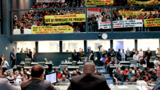 Governo manterá apenas promoções normais na PM
