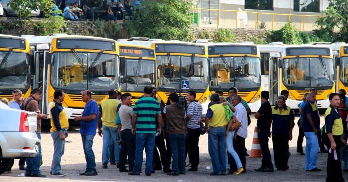 Paralisação de ônibus em Manaus prejudica 30 mil usuários