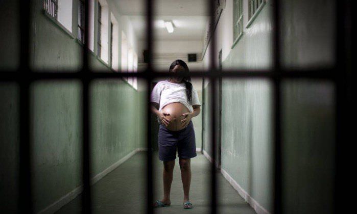 Grávidas recebem benefício de prisão domiciliar em Tefé