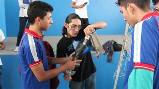 Em Manaus, jovens levam projeto de astronomia a escolas públicas