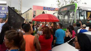 Governo tem proposta indecente e 'empurra' negociação, diz sindicato