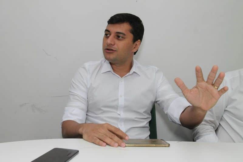Wilson nega aliança com David e diz que mantém candidatura