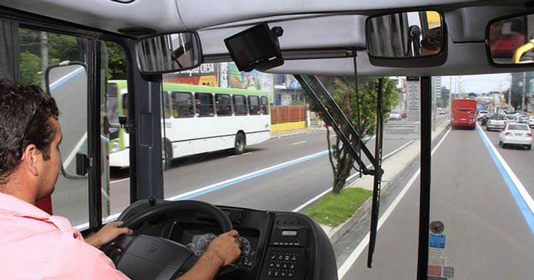 Linhas do transporte público têm novo itinerário com obra na Djalma